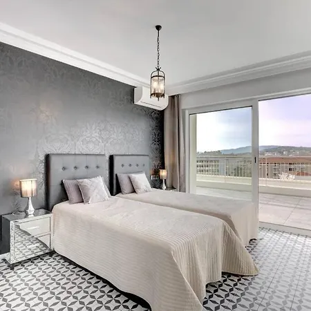 Daire Penthouse 4 - 50m De La Rue D'antibes Cannes