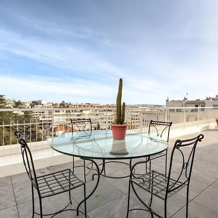 Daire Penthouse 4 - 50m De La Rue D'antibes Cannes